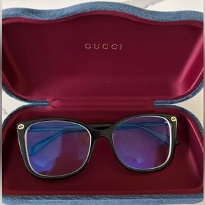 Gucci GG0026O Eyeglasses Used